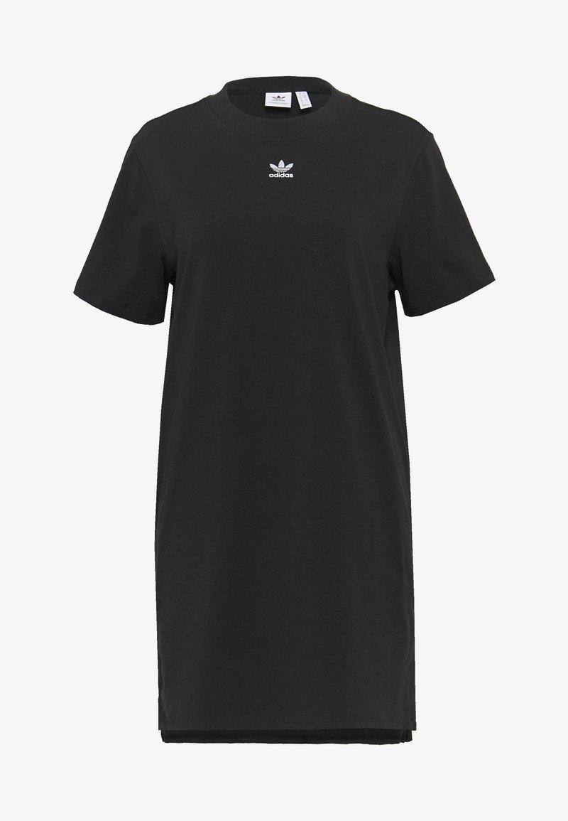 Robe t-shirt en coton noir avec un col rond et des manches courtes. Présente un logo Adidas blanc sur la poitrine. Design uni, coupe régulière.
