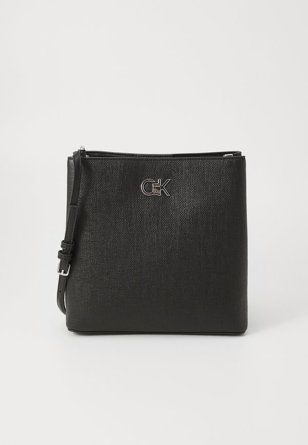 BUCKET BAG - Cross body bag