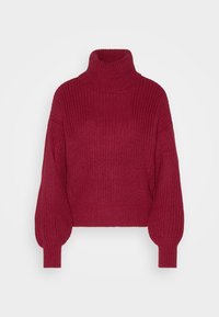 Czerwony dzianinowy sweter z golfem, z bufiastymi rękawami i prążkowaną strukturą. Krótki fason przylegający przy szyi i mankietach.