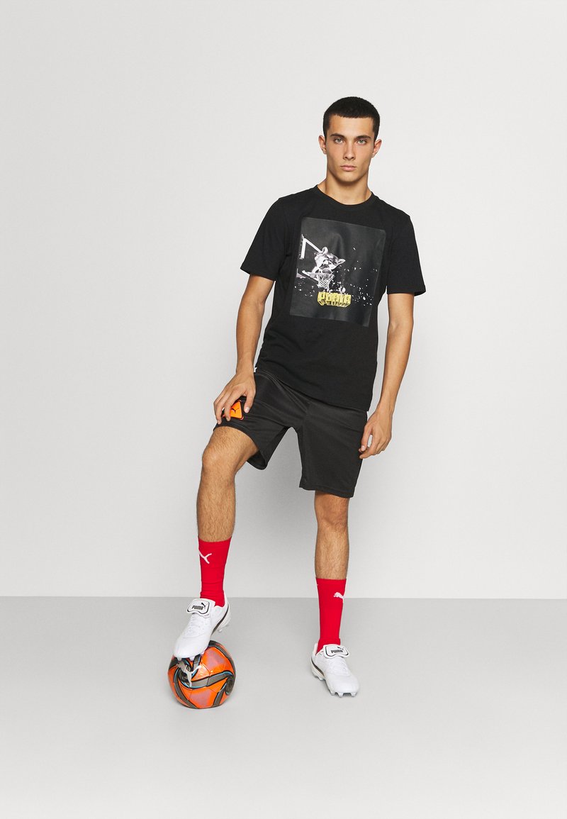 Puma QUALIFIER TEE - Triko s potiskem - black