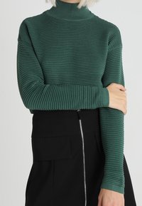 Noisy May Strickpullover - dark green