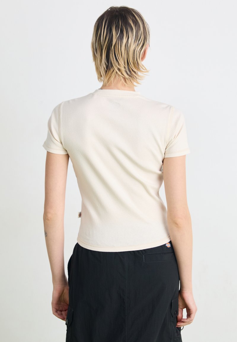 Dickies COMPANION CENTER LOGO TEE - Triko s potiskem - whitecap gray