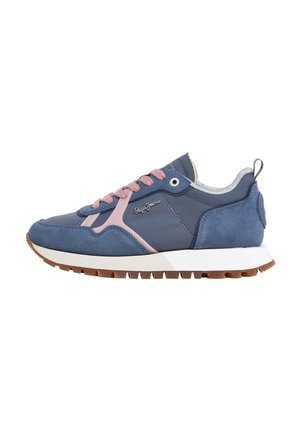 Blå sneakers med rosa detaljer, av mocka och syntetmaterial, rund tå, texturerad sula och vadderad krage. Logotyp på sidan.