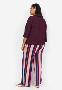 Wasabi Concept WA-JAYLEE 1 - Blūze - wine