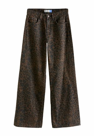 Bredde ben jeans med et brunt og sort leopardprint mønster, lavet af denim, med forlommer og et klassisk fem-lomme design.