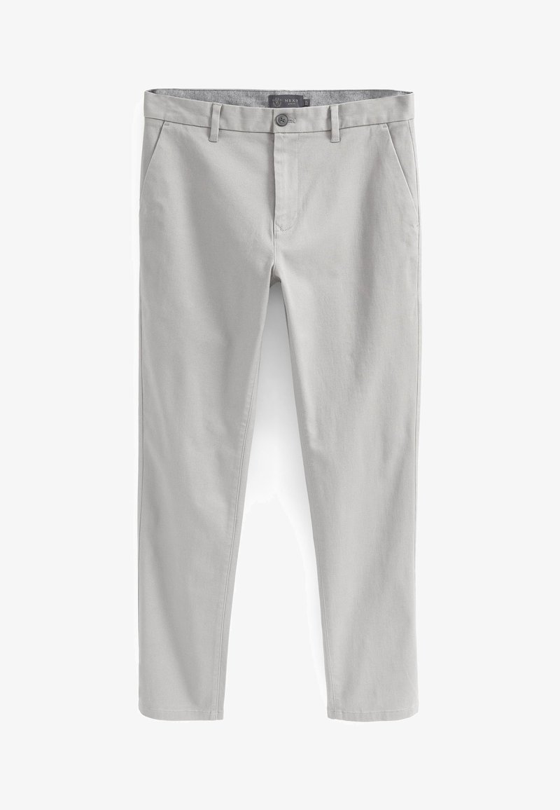 Chinos grigi chiaro in cotone misto con una finitura liscia, design slim-fit, tasche frontali e chiusura con un solo bottone. Stile a piatto senza fantasie.