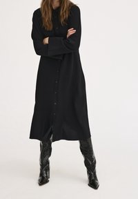 My Essential Wardrobe Košilové šaty - black