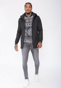 Gilet Moumoute Sweat Zippé à Capuche Pour Femme • Mon Gilet