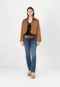 Abercrombie & Fitch Vegan Suede Button-Through Jacket - Veste mi-saison - tannin