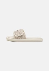 Unselected, vanilla