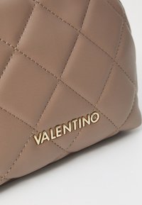 Valentino Bags OCARINA - Pesukott - taupe