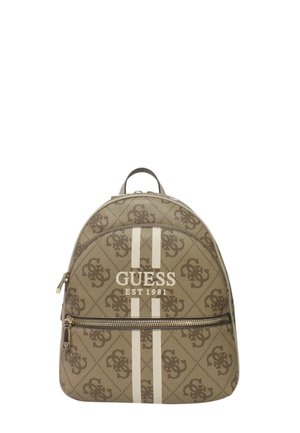 Sac à dos brun à motifs en matériau résistant, avec un design arrondi, une poche avant zippée et un logo blanc avec l'année d'établissement.