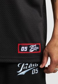 FUBU VARSITY  - T-shirts med print - black/lightblue