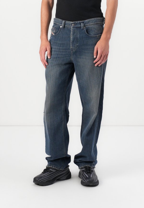 MACRO - Baggy Jeans - 01