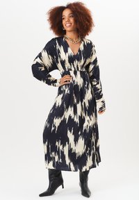 GINI LONDON MONO ABSTRACT PRINT ELASCTICATED WAIST MIDI - Day dress - schwarz