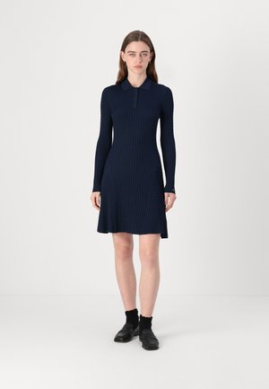 CABLE MIDI DRESS - Strickkleid - dark night navy