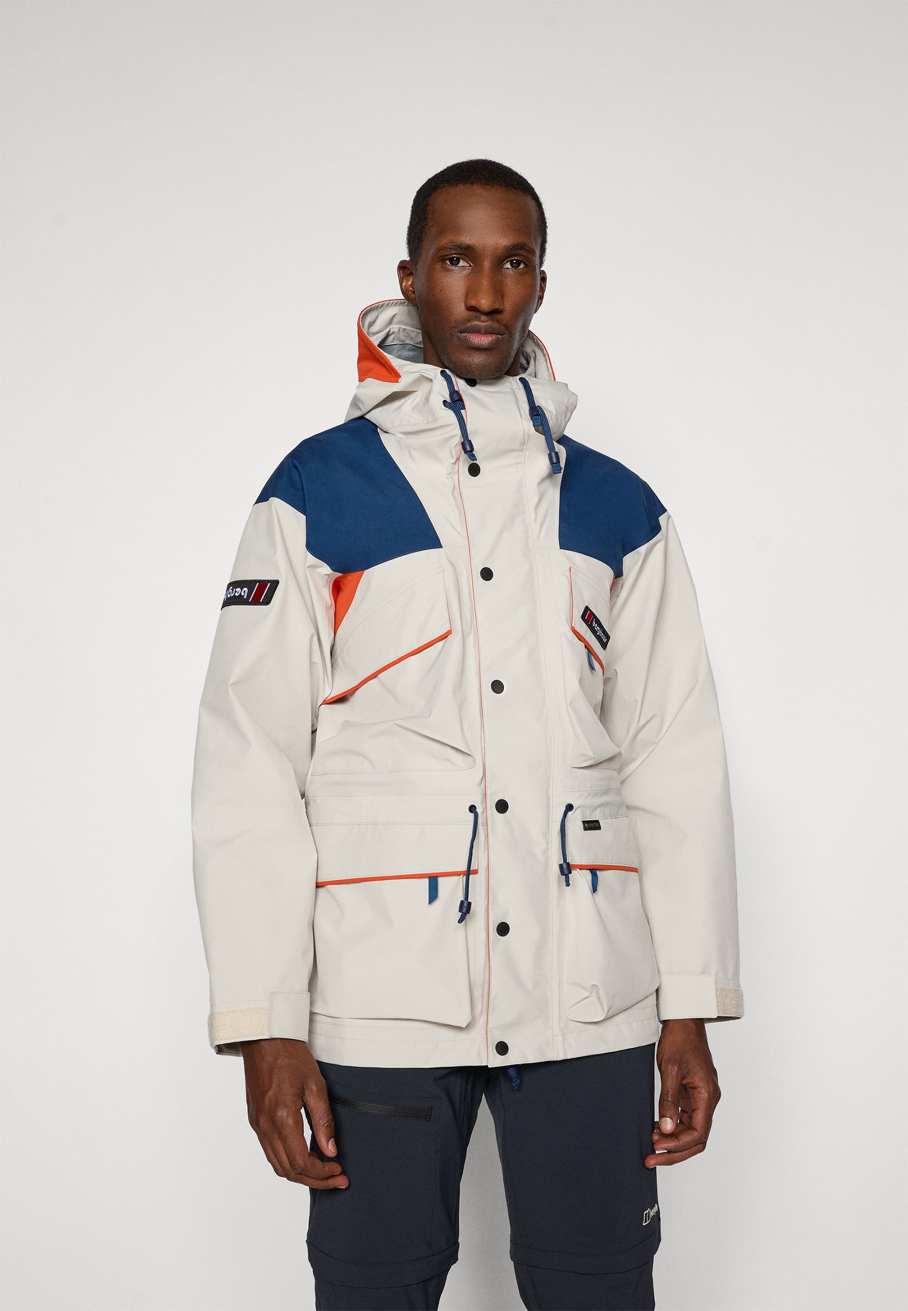 Berghaus Giacca Uomo - InterActive Synthetic - Jet Black
