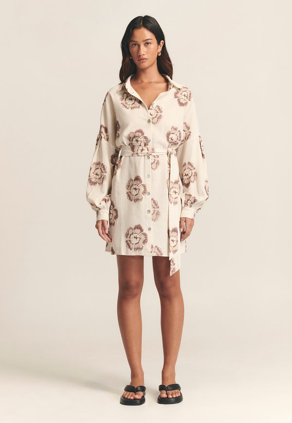 BLIGH - Blusenkleid - neutral floral