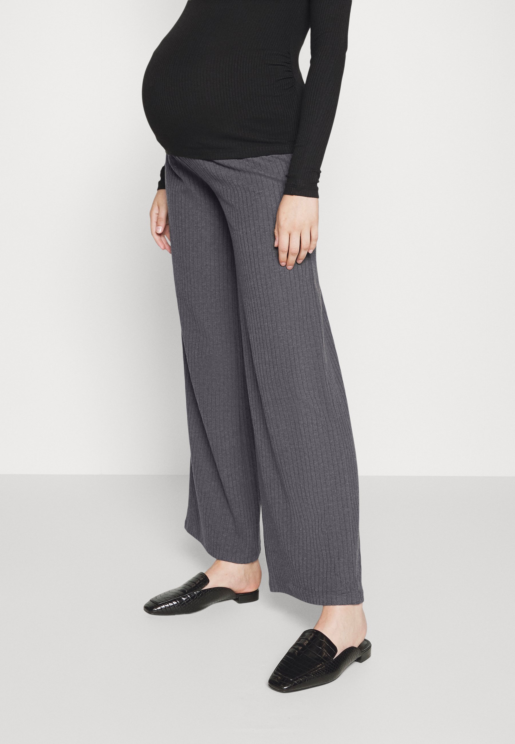 black maternity trousers