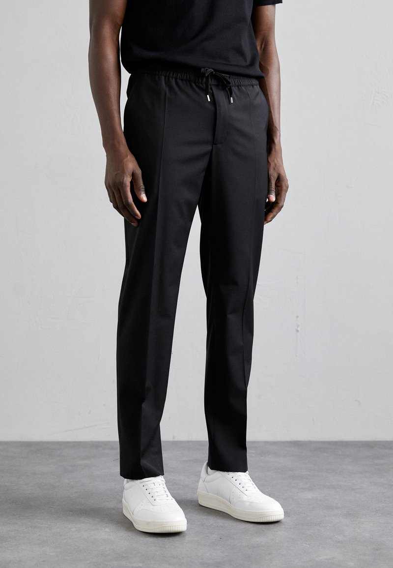 sandro - ALPHA - Chino - noir, Vergrößern