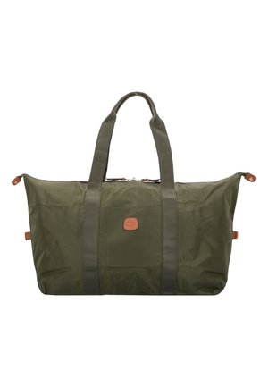 Borsa da viaggio verde oliva realizzata in nylon resistente, con doppi manici superiori, dettagli in pelle e chiusura con zip. Texture liscia.