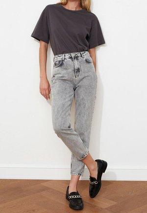 Jeansy Slim Fit