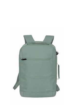 Sac à dos vert clair en tissu durable, avec des bretelles rembourrées, des poches zippées et une forme rectangulaire structurée.