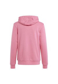 Sudadera rosa con capucha hecha de un tejido suave; cuenta con mangas largas, un bolsillo frontal tipo canguro y puños y dobladillo acanalados.