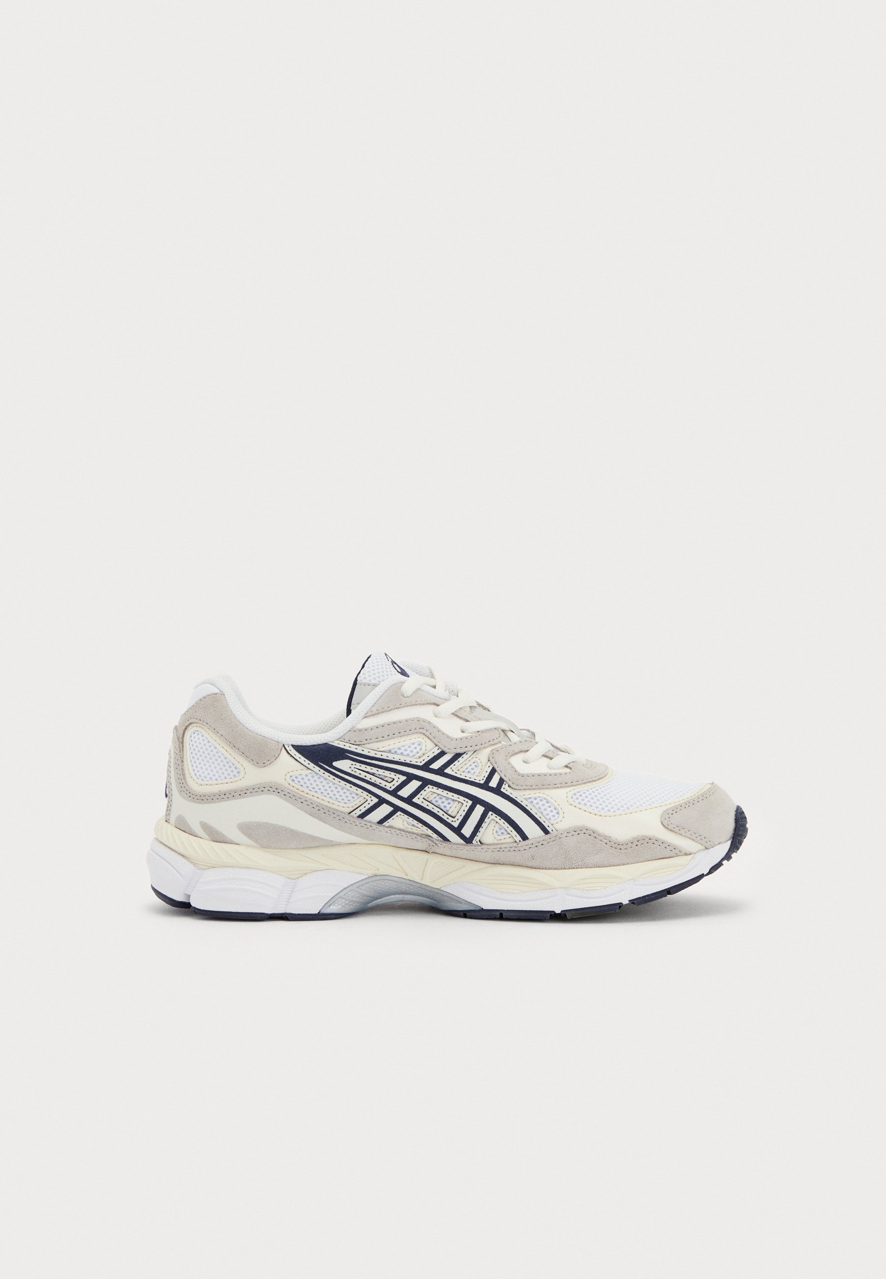 靴 ASICS GEL-NYC CREAM/CREAM Asics Gel-NYC - Cream • See prices (2 stores) • Find shoes