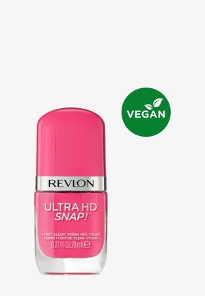 Knallpinke Revlon Ultra HD Snap Nagellackflasche mit silbernem Deckelband und grünem Vegan-Zertifizierungslogo auf weißem Hintergrund.