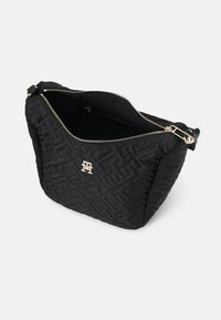 Tommy Hilfiger FLOW SHOULDER BAG - Handtasche - black