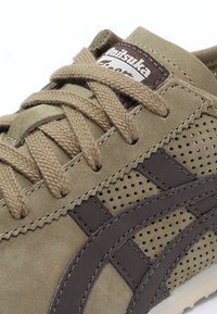 Onitsuka Tiger Tenisky - olive
