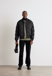 Tommy Hilfiger ONION QUILTED - Bomber-jakk - black