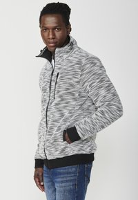 Koroshi Viegla jaka - crudo   off white