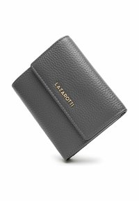 Graue Lederbrieftasche mit strukturierter Oberfläche, mit einem klappbaren Design und goldfarbenem Prägungsbranding. Kompakte rechteckige Form.