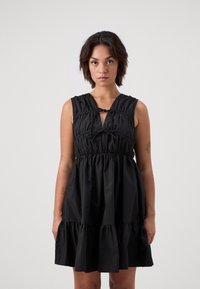 YAS Petite YASSASCHA DRESS CITY - Dnevna haljina - black