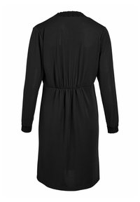 Černé šaty s dlouhými rukávy, elastickým pasem a nařaseným výstřihem. Hladká tkanina s detailem manžet na koncích rukávů.