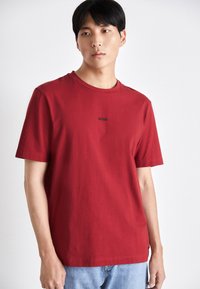 BOSS - TCHUP - T-shirt basic - red four Miniatuurafbeelding 1