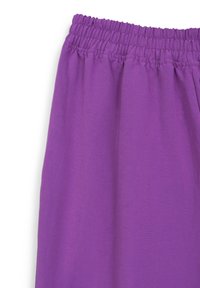 Lila elastische Bundhose aus einem leichten Stoff mit glatter Textur und gerafftem Bund, mit einer lässigen, lockeren Passform.