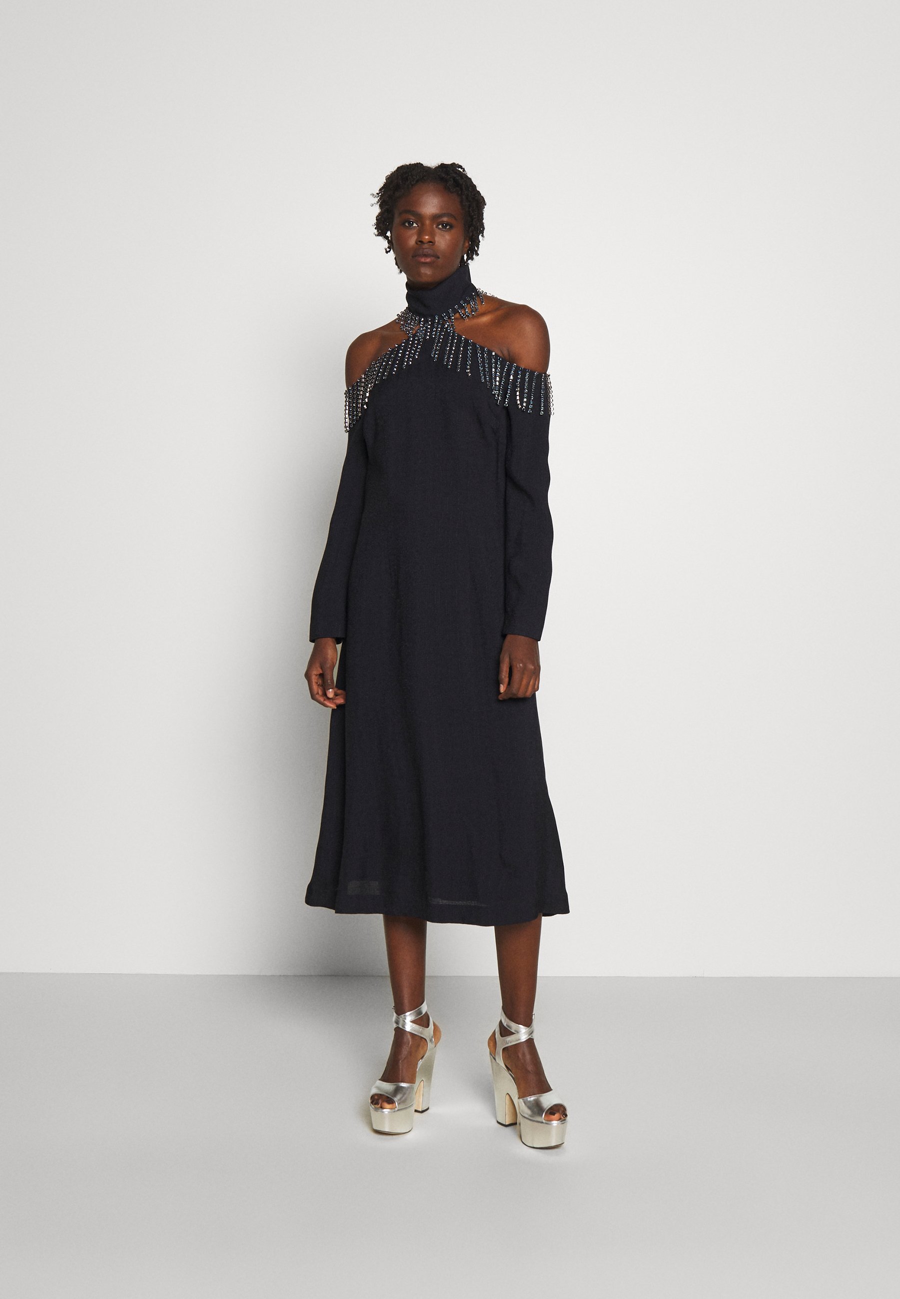 Damen CUPCHAIN CUT OUT SHOULDER DRESS - Cocktailkleid/festliches Kleid Damen CUPCHAIN CUT OUT SHOULDER DRESS - Cocktailkleid/festliches Kleid