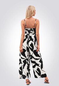 Cupshe STYLISH FOR EFFORTLESS ELEGANCE - Jumpsuit - black