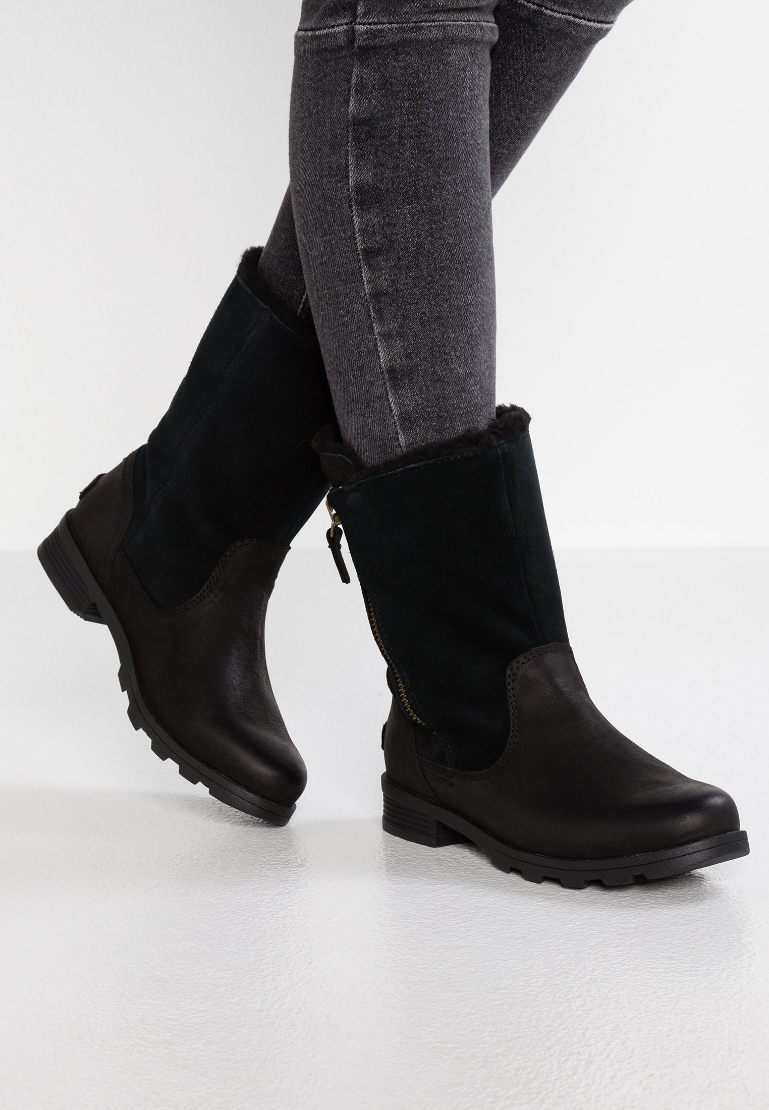 sorel emelie foldover boot black