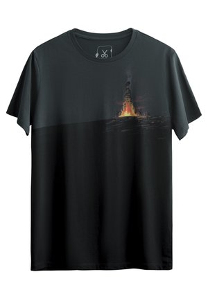 T-shirt in cotone nero con una grafica di fiamme e fumi al centro. Maniche corte e scollatura rotonda. Texture liscia.