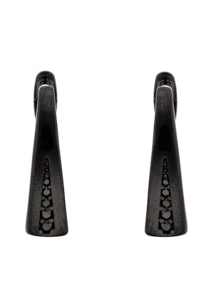 Cercel negru subțire, cu un rând vertical de pietre negre mici încrustate de-a lungul centrului.