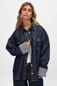 Denim jacket - rinse wash