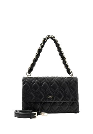Sac à main Guess en cuir noir matelassé avec bandoulière tressée en chaîne et bandoulière amovible en cuir noir pour porter en travers.