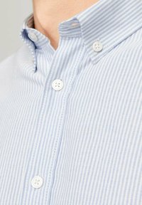 Jack & Jones JREBOSCAR NOOS - Camisa - infinity white