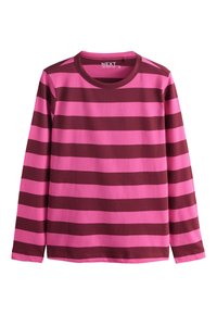 Maglietta a maniche lunghe con scollo rotondo e ampie strisce orizzontali alternate in rosso scuro e rosa.