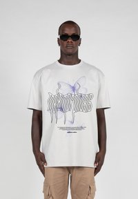 MJ Gonzales METAMORPHOSE HEAVY OVERSIZED - T-shirts print - lightasphalt