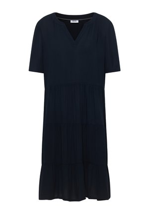 Czarna sukienka midi z krótkim rękawem, warstwowa, z dekoltem w serek i luźnym krojem, zaprojektowana na casualowe lub półformalne okazje.